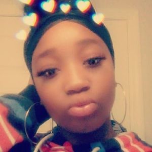 Meet your Posher, Shaylisea